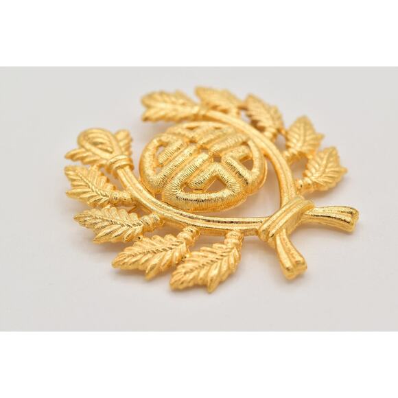 Givenchy Vintage Logo Pin Brooch Brushed Gold 4G Laurel Leaf Chunky Signed BinBA - Picture 10 of 12